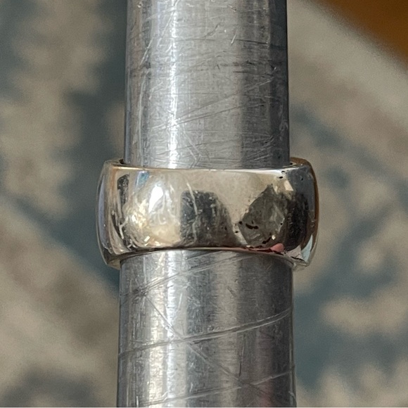 Diamanté crystal set gold and silver tone wide size 8 band ring - Picture 9 of 15